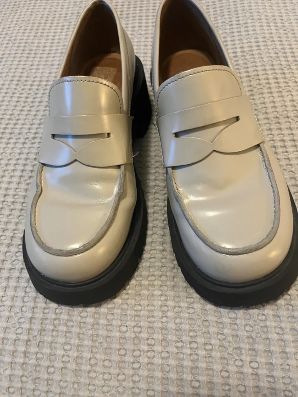 Camper Chunky Dark Cream Platform Heeled Leather Penny Loafers Black Lug Sole 37